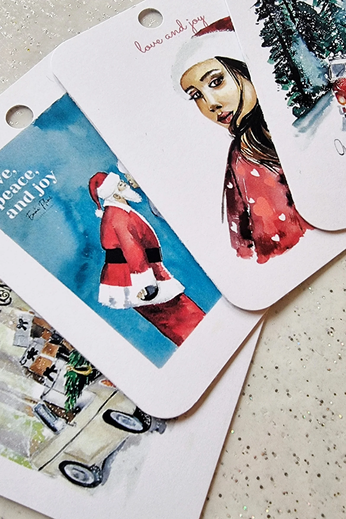 Lot de 4 étiquettes cadeaux . Gros plan. Illustration à l'aquarelle-Emma Plume Illustrations