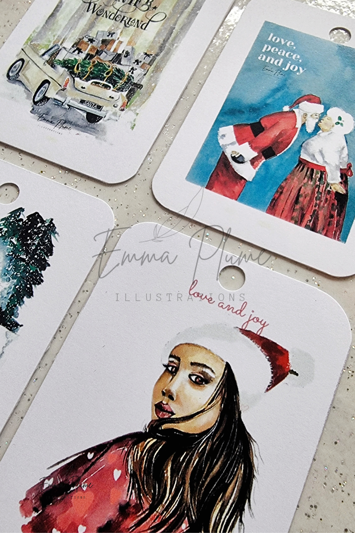 Lot de 4 étiquettes cadeaux . Vue en plongée. Illustration à l'aquarelle-Emma Plume Illustrations