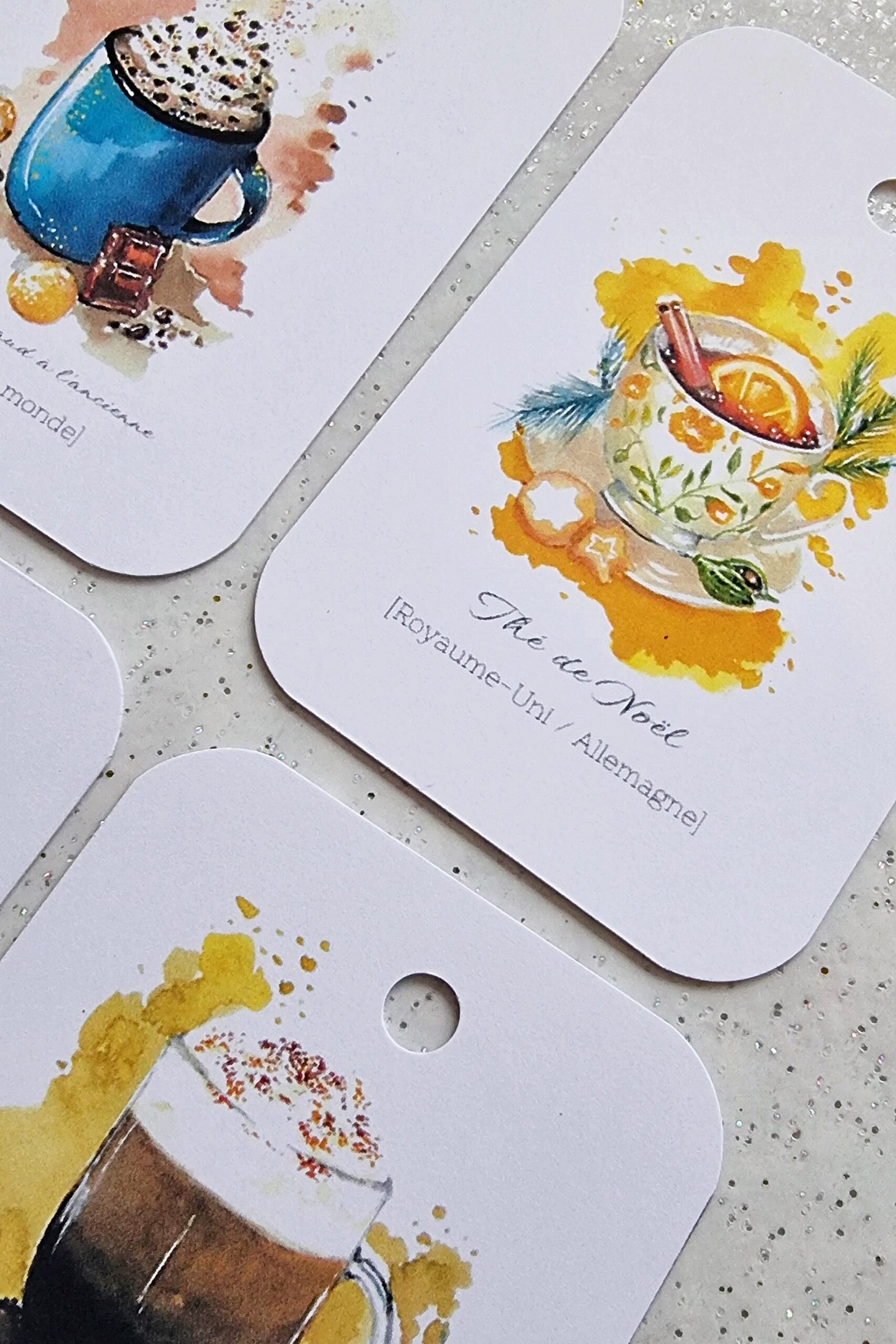 Lot de 9 étiquettes cadeaux de boissons chaudes. Gros plan 3. Illustration à l'aquarelle-Emma Plume Illustrations